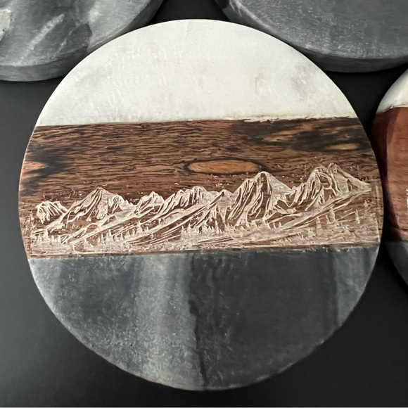 Set of 4 Stone and Wood Coasters with a White Engraved Mountain Scene - Picture 4 of 5